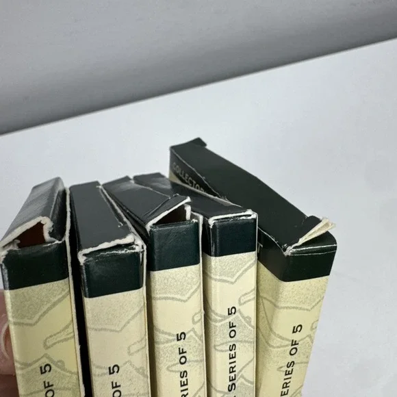 Disney Parks Happy Holidays Collector‎ Set 2000–2004 Mickey Minnie Boxed - Picture 14 of 16